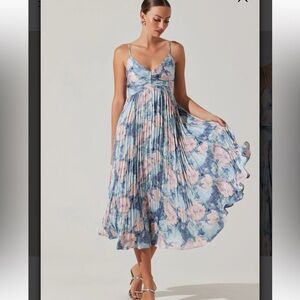 ASTR the Label Maeve Pleated Midi Dress